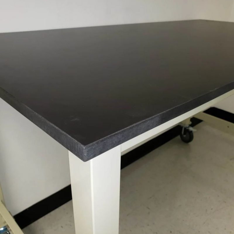 Bàn thí nghiêm Phenolic